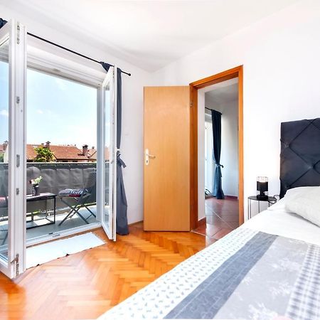 Apartment Biggy ロヴィニ エクステリア 写真